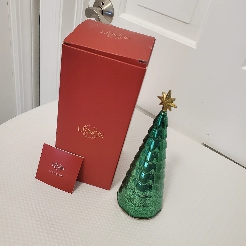 Lenox Radiant Light Up Tree Figurine, Holiday Decor, collector's